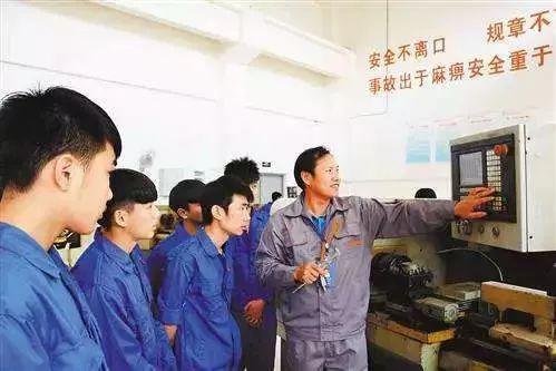 职称改革最新动态中的暖心故事进展