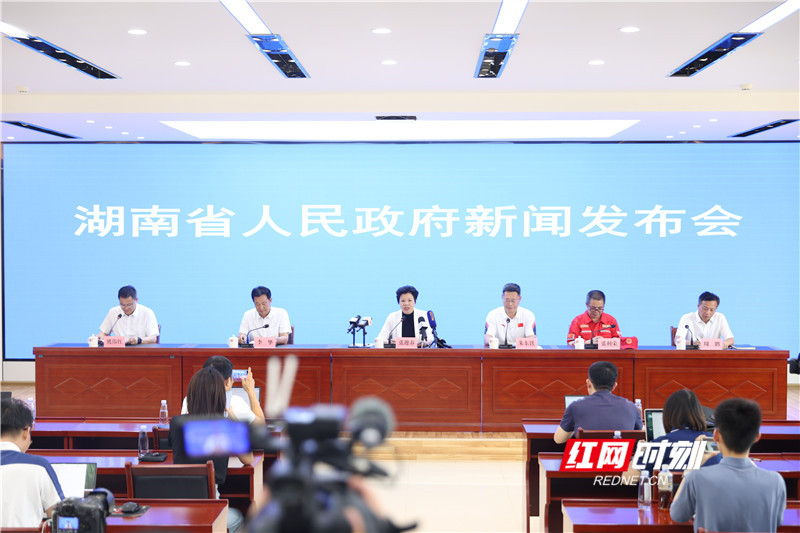 华容新闻最新动态，拥抱自然，重拾内心宁静之旅